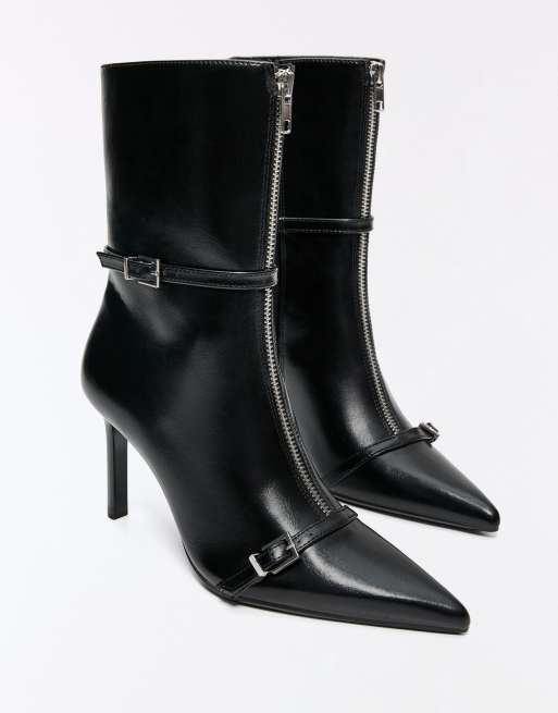 Bershka Bottines à talon avec détail boucle en noir, 3 de 7