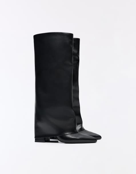 Bershka bottines à talon en noir - view 1