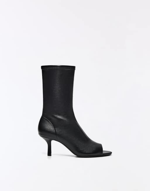 Bershka bottines à talon et bout ouvert noires, 2 de 7