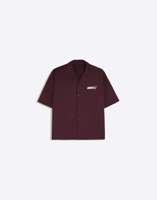 Bershka boxig skjorta med korta ärmar och tryck i burgundy, 5 av 6