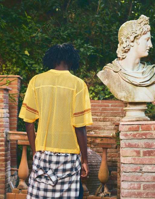 Bershka Boxy fit mesh arizona t-shirt in yellow, 5 of 7