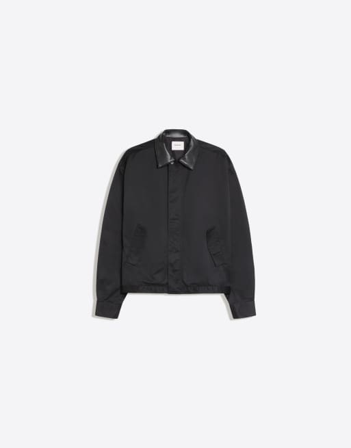 Bershka Boxy-Jacke mit besticktem Kontrastkragen in Schwarz, 5 von 6