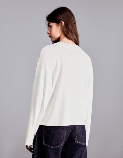 Bershka boxy long sleeve t-shirt in white, 3 of 6