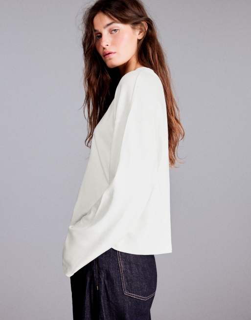 Bershka boxy long sleeve t-shirt in white, 5 of 6
