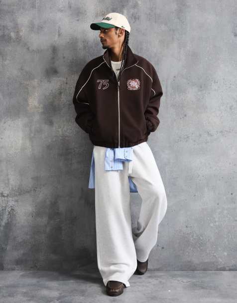 Bershka Boxy patch cloth jacket in brown - view 1