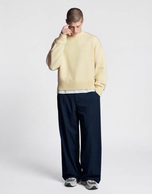 Bershka Boxy round neck jumper in yellow, 2 of 5