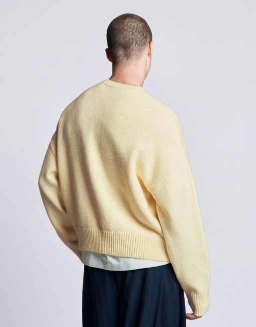 Bershka Boxy round neck jumper in yellow, 3 of 5