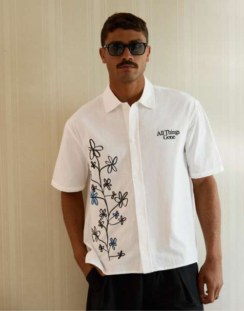 Bershka Boxy short sleeve shirt with floral print in white - view 1