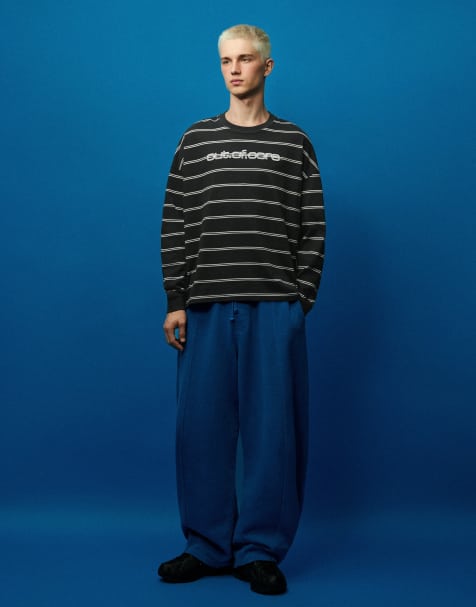 Bershka boxy T-shirt met lange mouwen in zwart - view 1