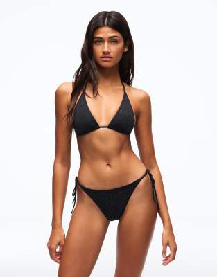 Bershka - Brazilian-Bikinihose in Schwarz mit Strassverzierung