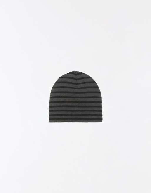 Bershka broderet stribet strikhue i sort, 4 af 5