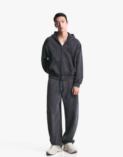 Bershka - Broek met ballonvormige pasvorm in grijs met wassing