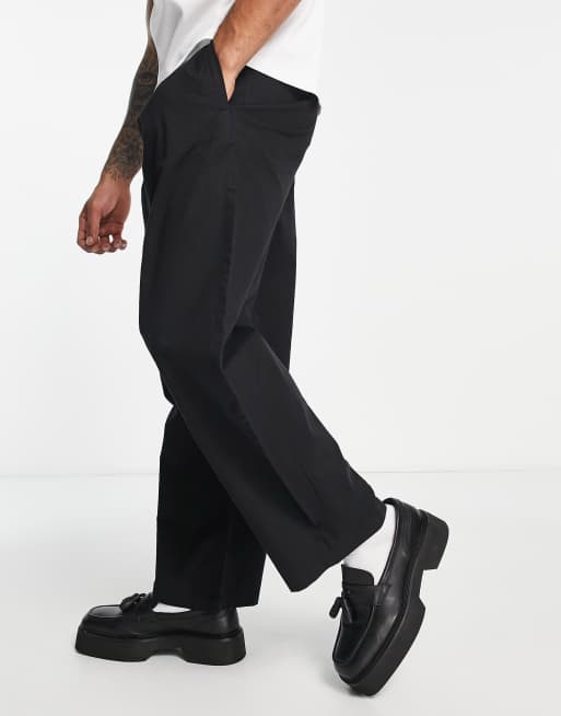 Bershka - Broek met extra wijde pijpen en elastische taille in zwart 