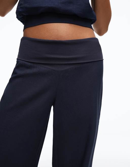 Bershka broek met omslag in navy, 2 van 4