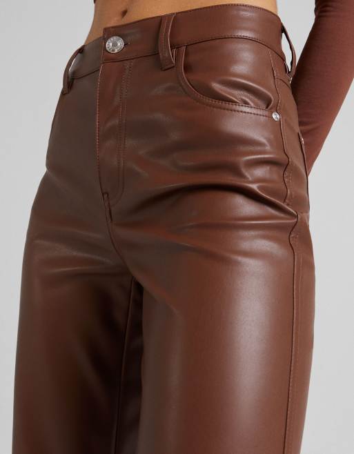 Bershka - Broek met rechte pijpen van imitatieleer in bruin, 3 van 4