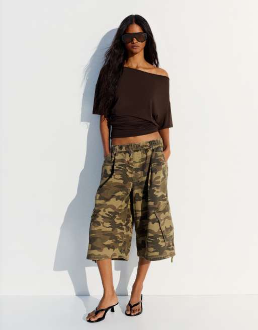 Bershka – Brun, asymmetrisk blus med korta ärmar, 2 av 6
