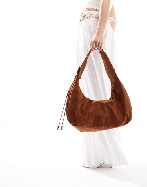 Bershka – Brun, slouchy axelväska i mockaimitation med nitar, 2 av 4