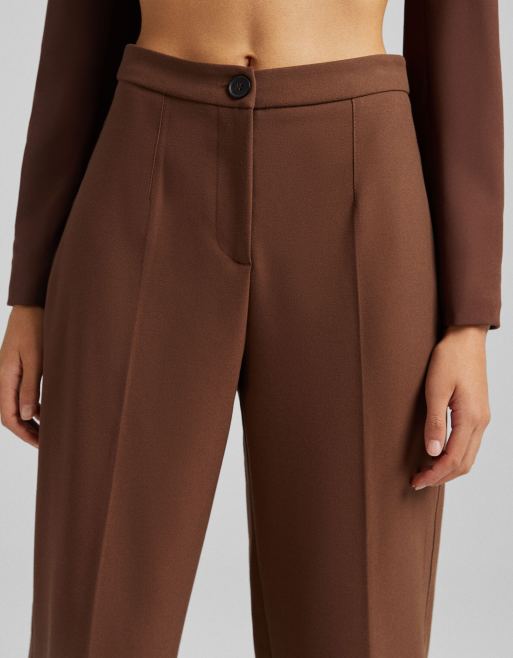 Bershka – Bruna, figursydda byxor med vida ben och slouchy-passform , 3 av 4