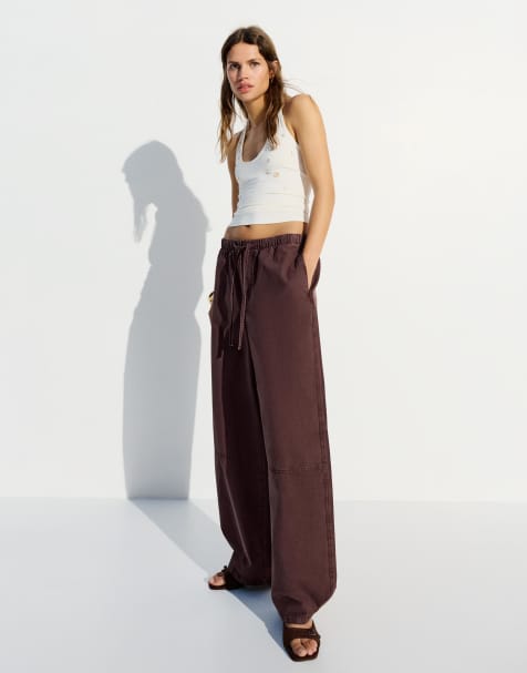 Bershka – Bruna, vida ballongjeans med låg midja - view 1