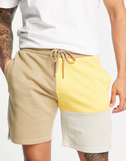 Bershka - Brune shorts med blokfarvet design - Del af sæt