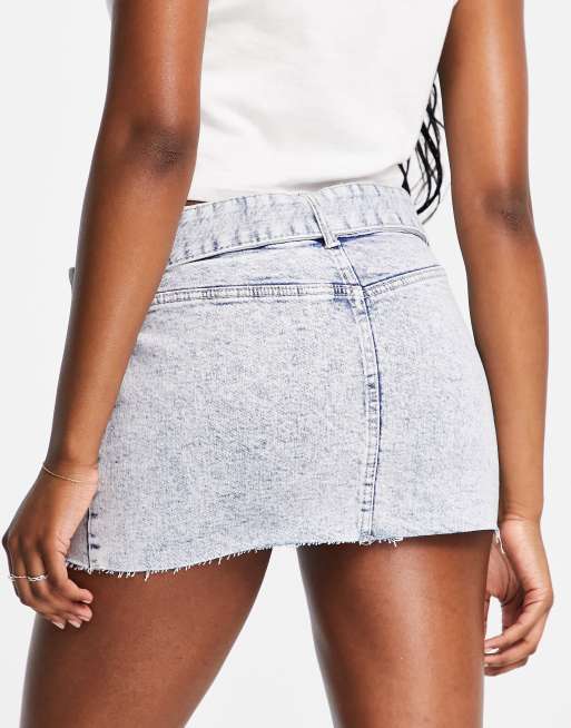 Bershka buckle detail low waist mini skirt in light blue, 2 of 4