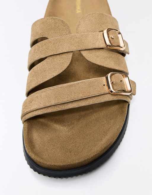 Bershka Buckle detail sandals in tan, 4 of 4