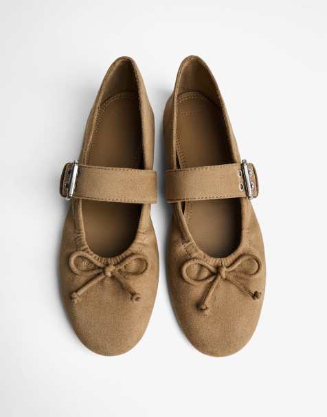 Bershka Buckled ballerina flats in tan - view 1