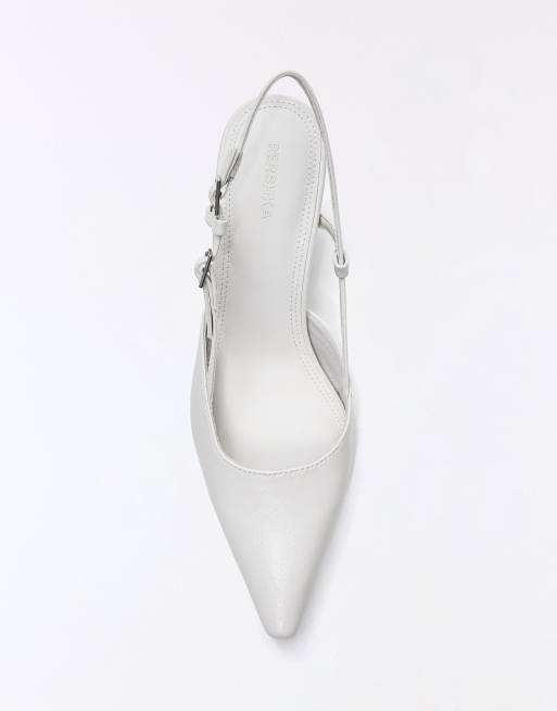 Bershka Buckled heel shoes in white, 4 of 7