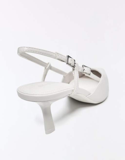 Bershka Buckled heel shoes in white, 5 of 7
