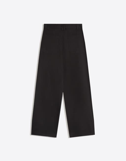 Bershka bukser med krydset front og læg i sort, 7 af 7