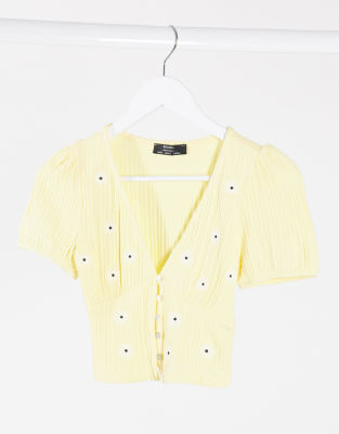 yellow daisy top