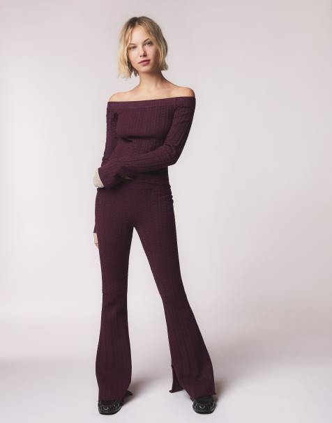 Bershka Cable-knit flared trousers in burgundy - view 1