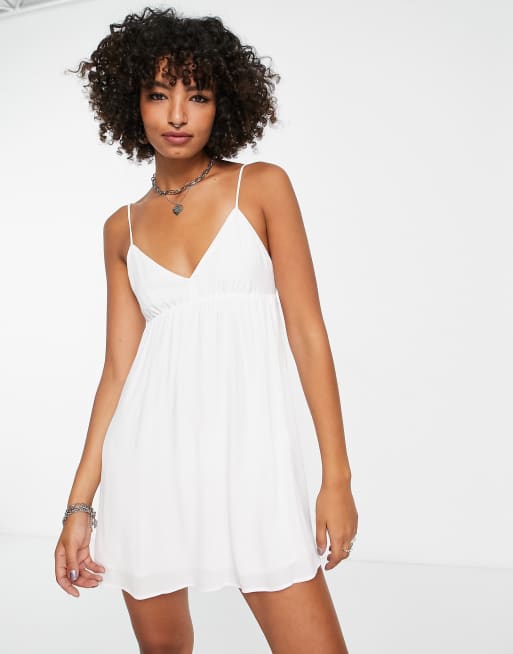 White dress hot sale bershka