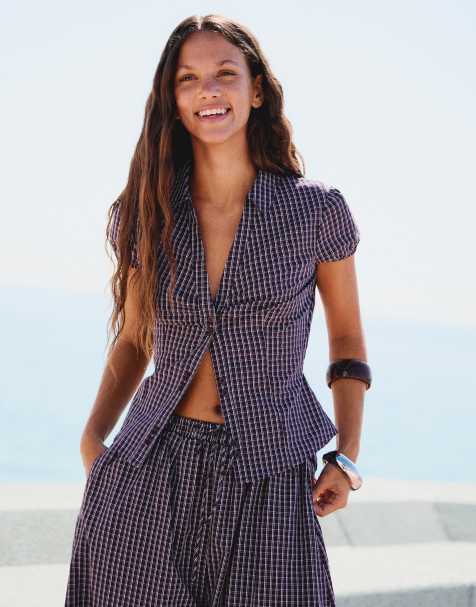Bershka - Camicia a maniche corte in popeline bordeaux con fiocco - view 1