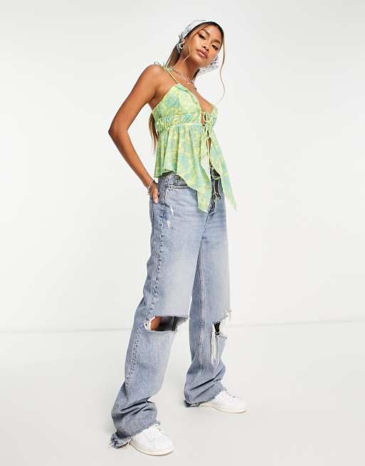 Bershka – Camisole-Bluse im 90er-Stil mit Blumenmuster in Blau zum vorne Binden, 3 von 4