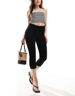 Bershka Bershka capri trousers in black