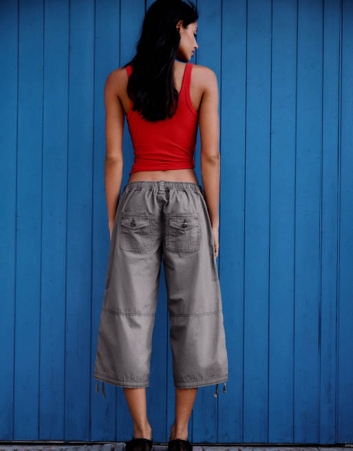 Bershka Capri trousers in grey, 3 of 5