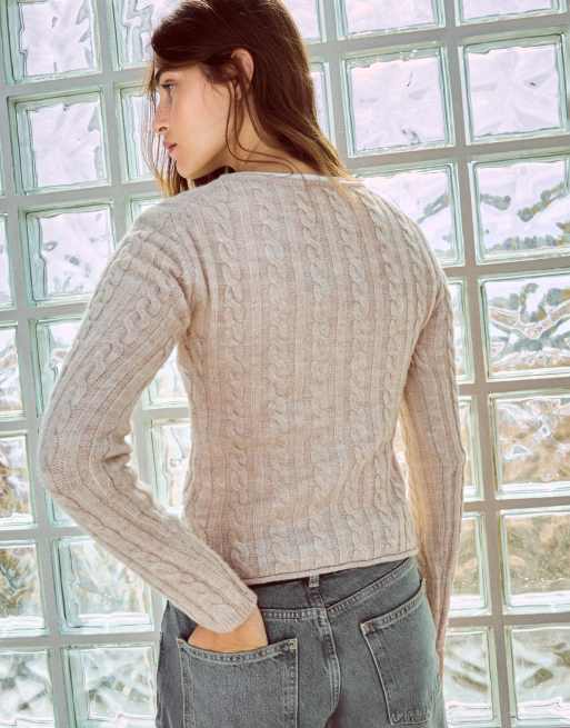 Bershka Cardigan aus Strukturstrick mit Wickeloptik in Grau, 3 von 5