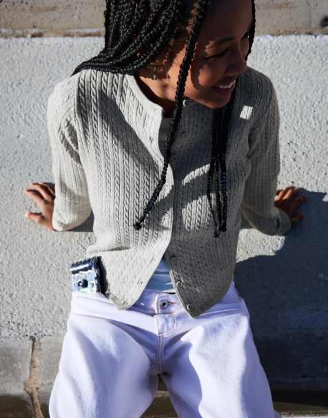 Bershka - Cardigan intrecciato grigio con bottoni - view 1