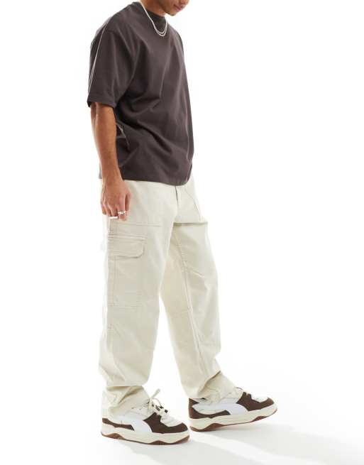 Bershka – Cargo-Hose mit geradem Schnitt in Hellgrau