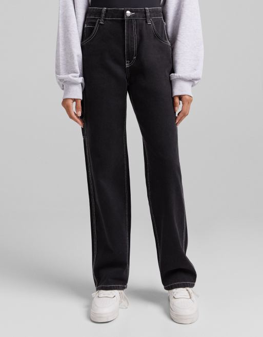 Bershka – Cargo-Jeans in Schwarz mit Kontrastnähten und weitem Bein