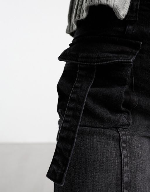 Bershka contrast stitch cargo jeans in black