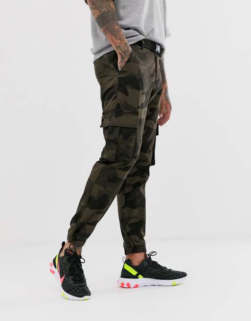 Cargo store joggers camo