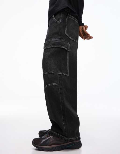 Bershka Cargo parachute jeans in black, 2 of 4