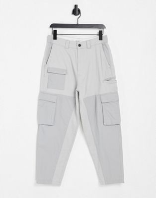 Bershka cargo trousers in loose fit in grey