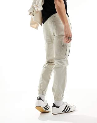 Thumbnail 5 van 5