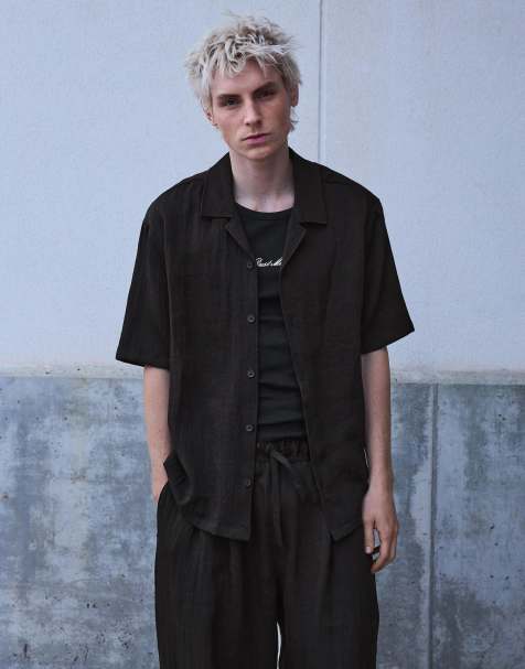 Bershka - Casual overhemd met korte mouwen in zwart - view 1