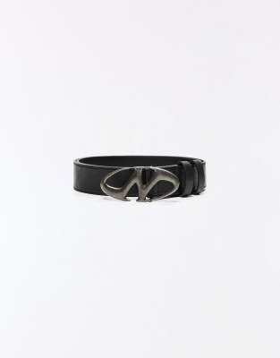 Bershka - Ceinture avec boucle en métal - Noir