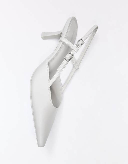 Bershka chaussures à talon avec boucle en blanc, 3 de 7