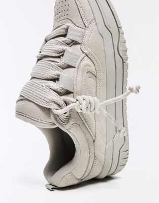 Bershka - Chaussures chunky style skateur - Gris